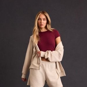 BELLA+CANVAS BE4739 - Χοντρό φούτερ με κουκούλα και φερμουάρ